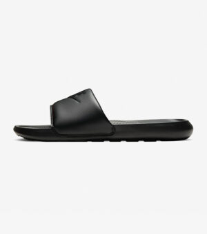 Nike Victori One All Black