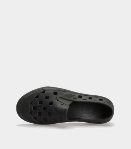 Vans Trek Rubber Black Slip-On front
