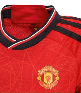 Manchester United 23/24 Home Mini Kit (Kids) up