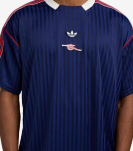 Arsenal Terrace Icons Jersey up