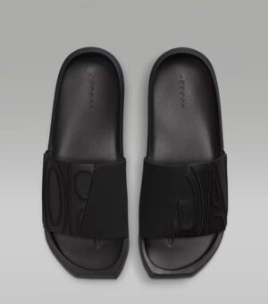 Jordan Nola Black Slides